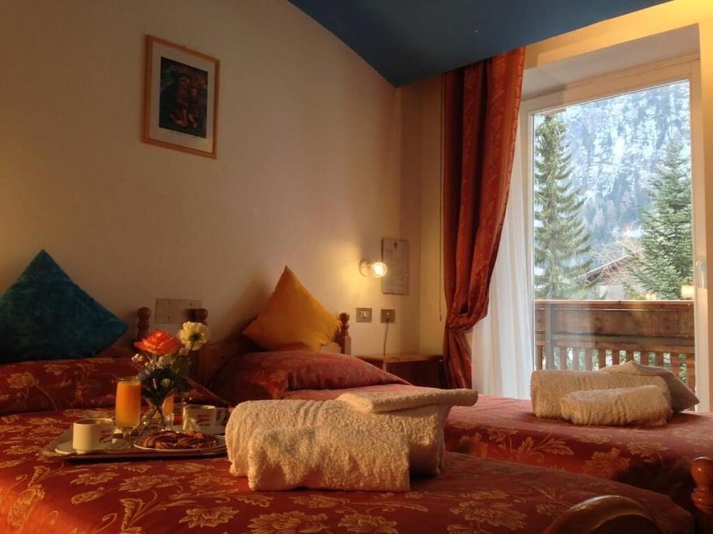 Hotel Rododendro Campitello di Fassa